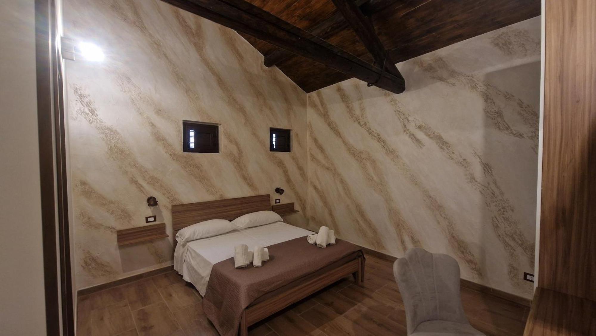 La Ciminiera Rooms Катания Екстериор снимка