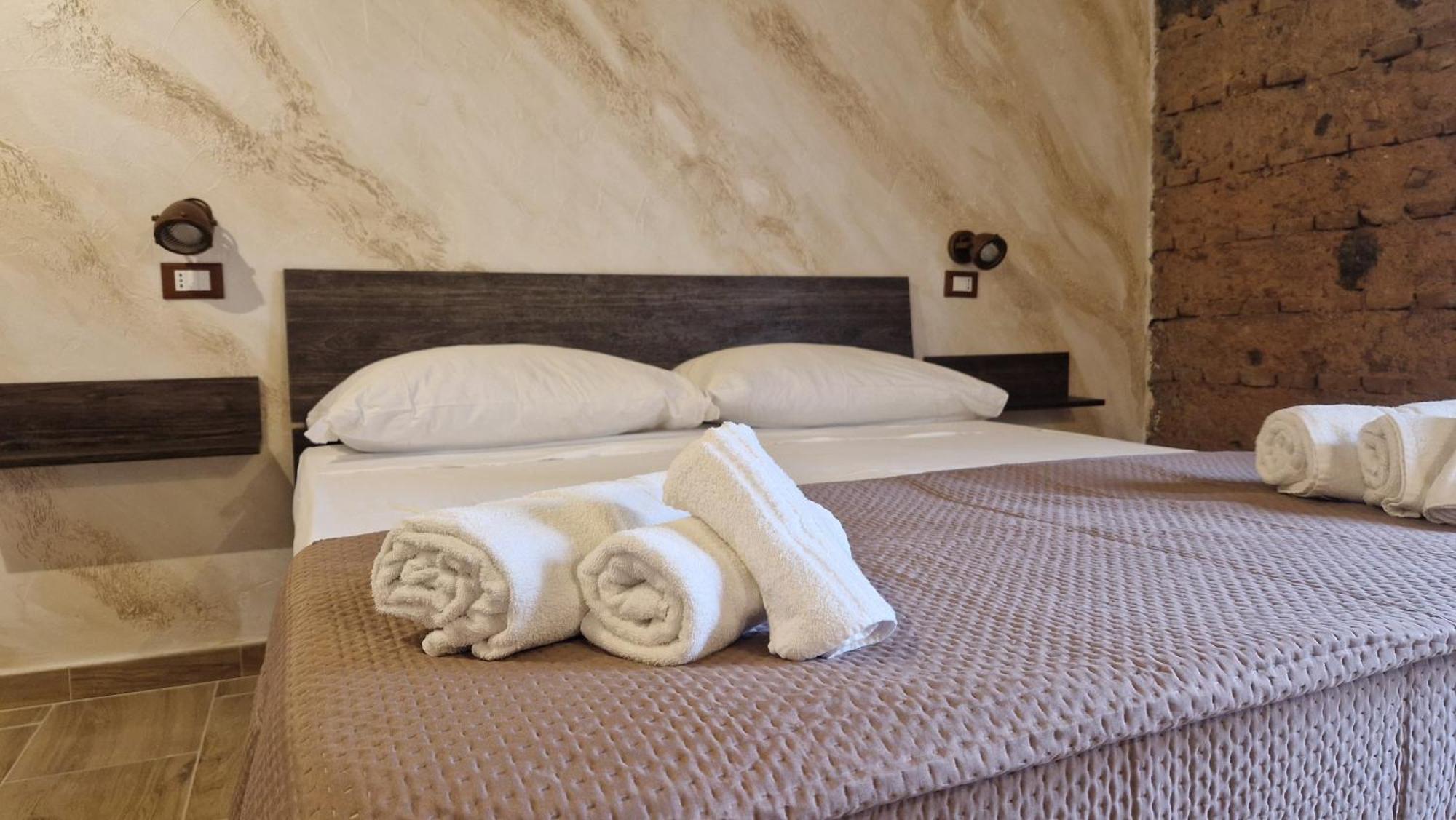 La Ciminiera Rooms Катания Екстериор снимка