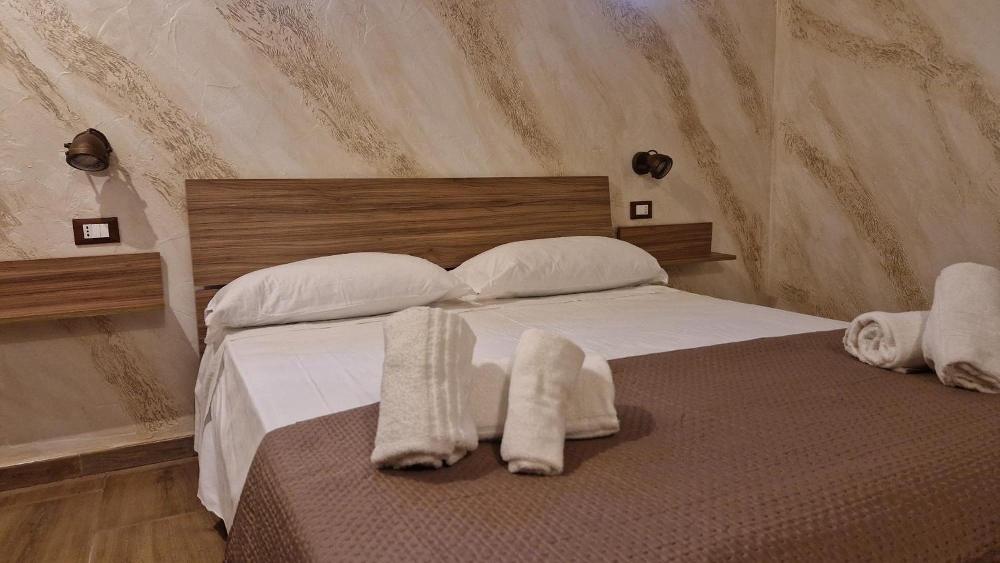 La Ciminiera Rooms Катания Екстериор снимка