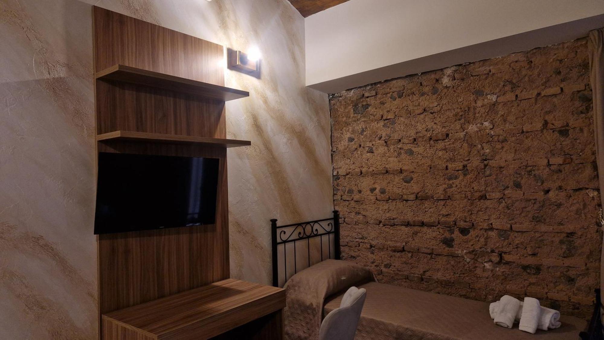 La Ciminiera Rooms Катания Екстериор снимка